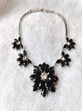 饰品欧美风百搭黑色花朵项链
