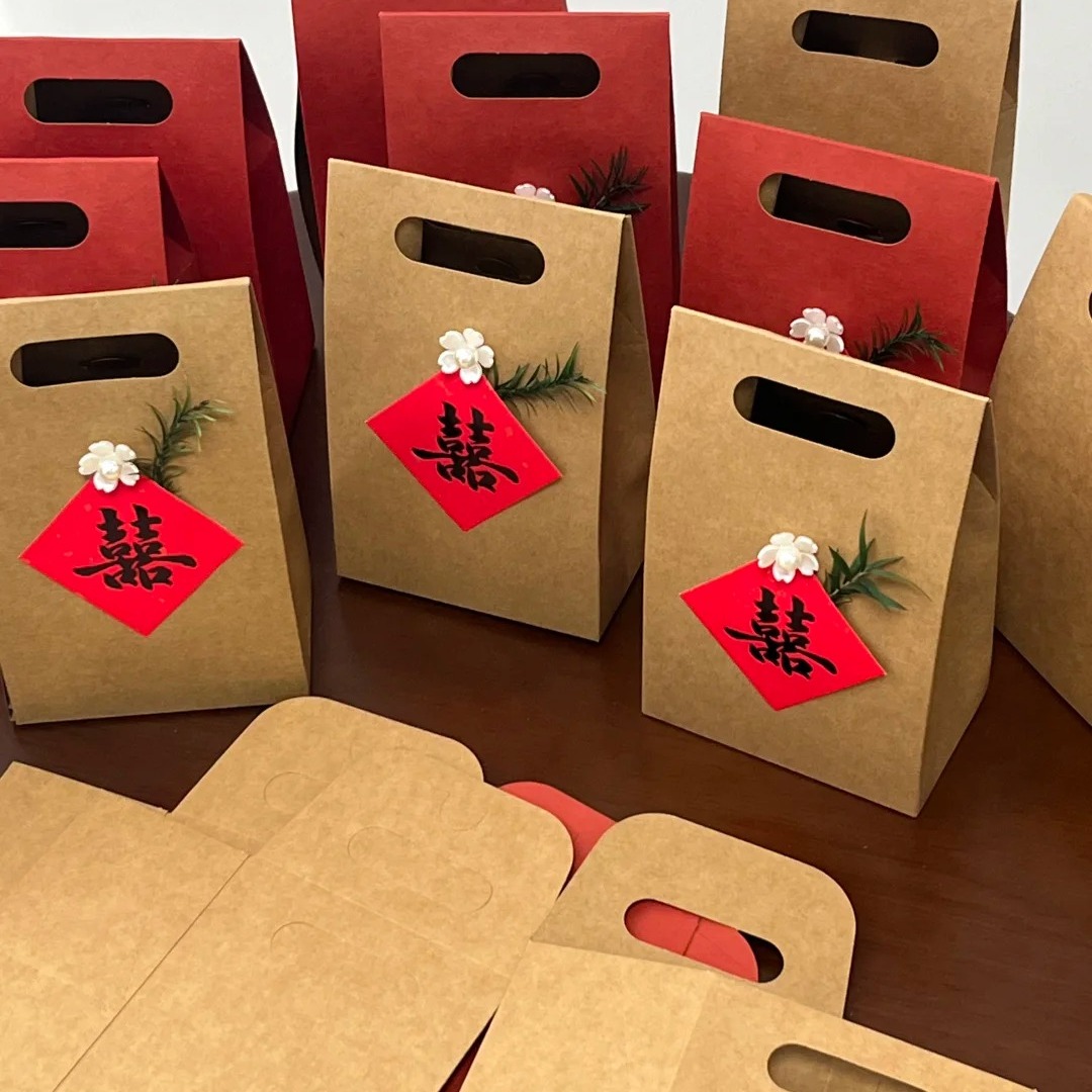 结婚喜糖盒礼盒2025新款婚礼高级感喜糖袋子订婚糖果包装盒空盒 - 图1