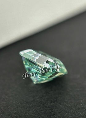 浅绿色原色莫桑石宝塔形裸钻 过钻笔有腰码 925银饰品镶嵌配石