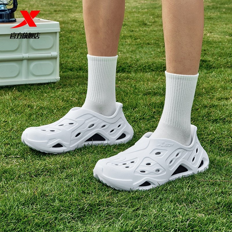  特步运动沙滩鞋/凉鞋