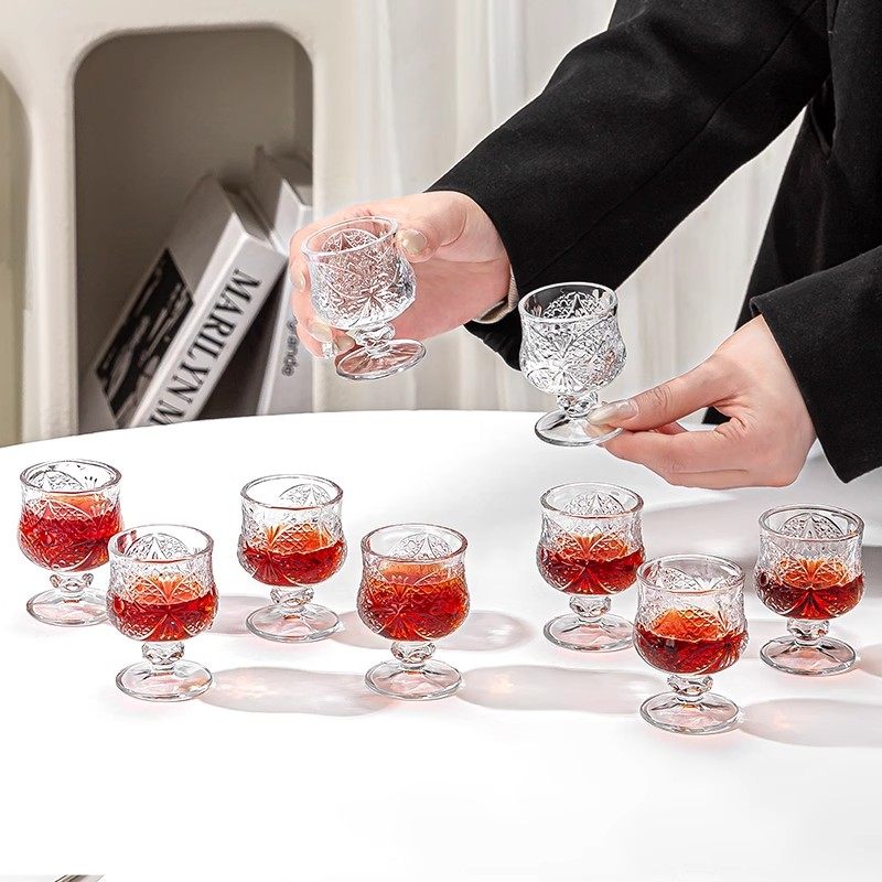白酒杯复古刻花玻璃杯果酒杯精致高脚杯高颜值小酒杯微醺一口杯,淘宝优惠券,粉丝福利购,淘宝优惠卷
