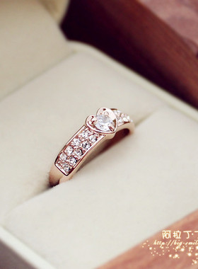 镶嵌大克拉细密钻石戒指