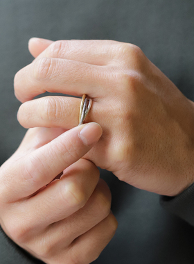 黄铜锤打精工三环戒指