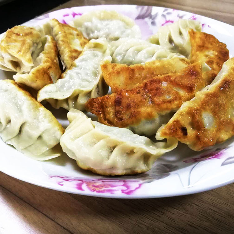 日式煎饺 纯手工煎饺水饺美味饺子好吃点心 饺子 750g30个包邮 - 图0