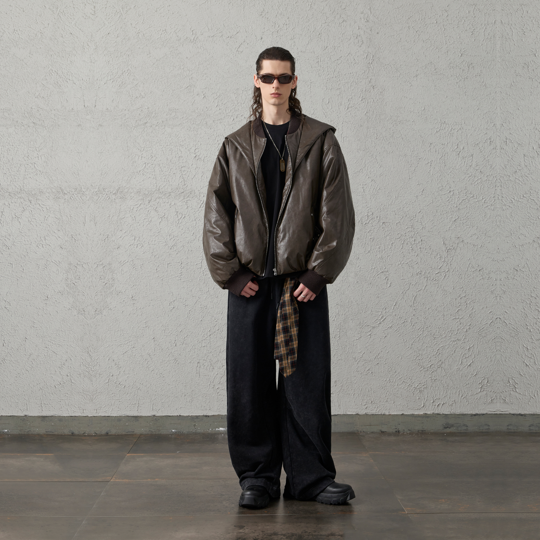 ORGANIC EMOTION飞行员夹克连帽羽绒服环保皮革解构三防厚外套OE - 图2