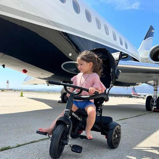 Multifunctional tricycle