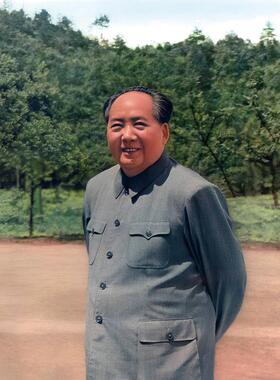 毛主席在井冈山-1965年站立微笑照片防水书房单位敬老院办公装饰