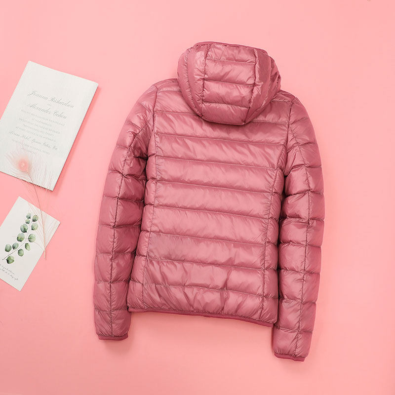 2020新轻薄短款修身韩版大码羽绒服 欧缇梦羽绒服