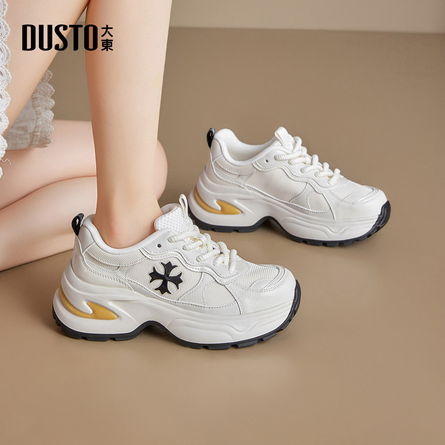 大东老爹鞋女鞋2026春季新款休闲平底高跟系带圆头材质拼贴C1910,淘宝优惠券,粉丝福利购,淘宝优惠卷