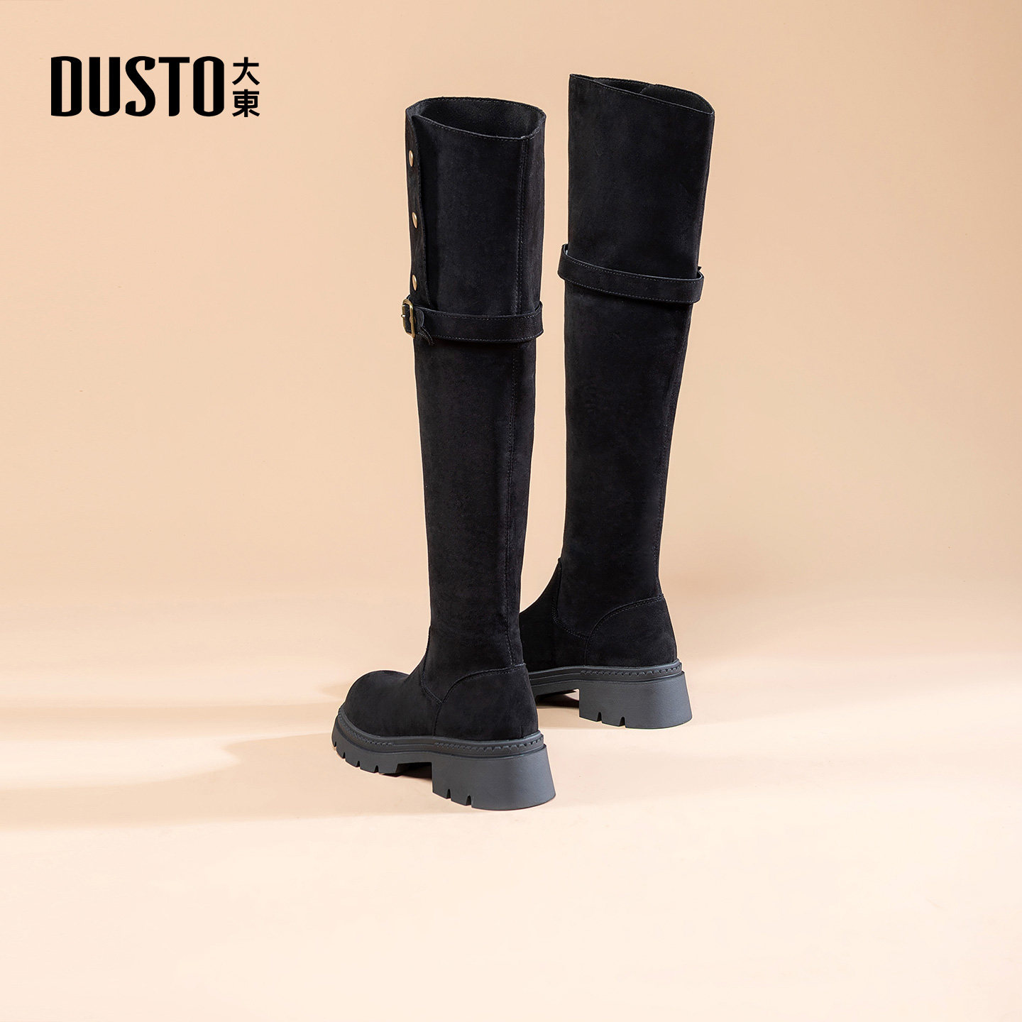 大东长筒靴女鞋2025年冬季新款时尚粗跟中跟套筒圆头饰扣D1162,淘宝优惠券,粉丝福利购,淘宝优惠卷