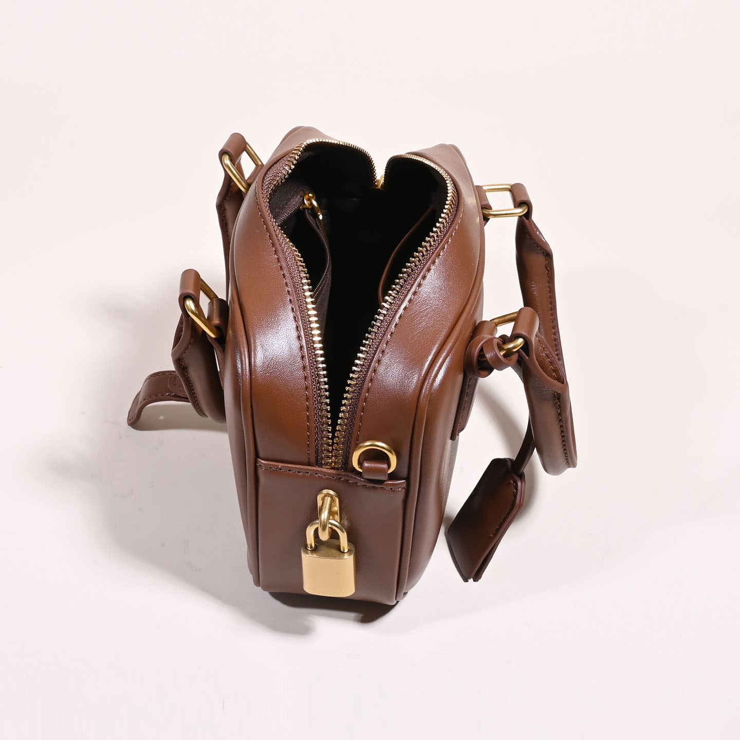 高级感波士顿包女2026新款时尚百搭手提保龄球包单肩通勤包斜挎包,淘宝优惠券,粉丝福利购,淘宝优惠卷