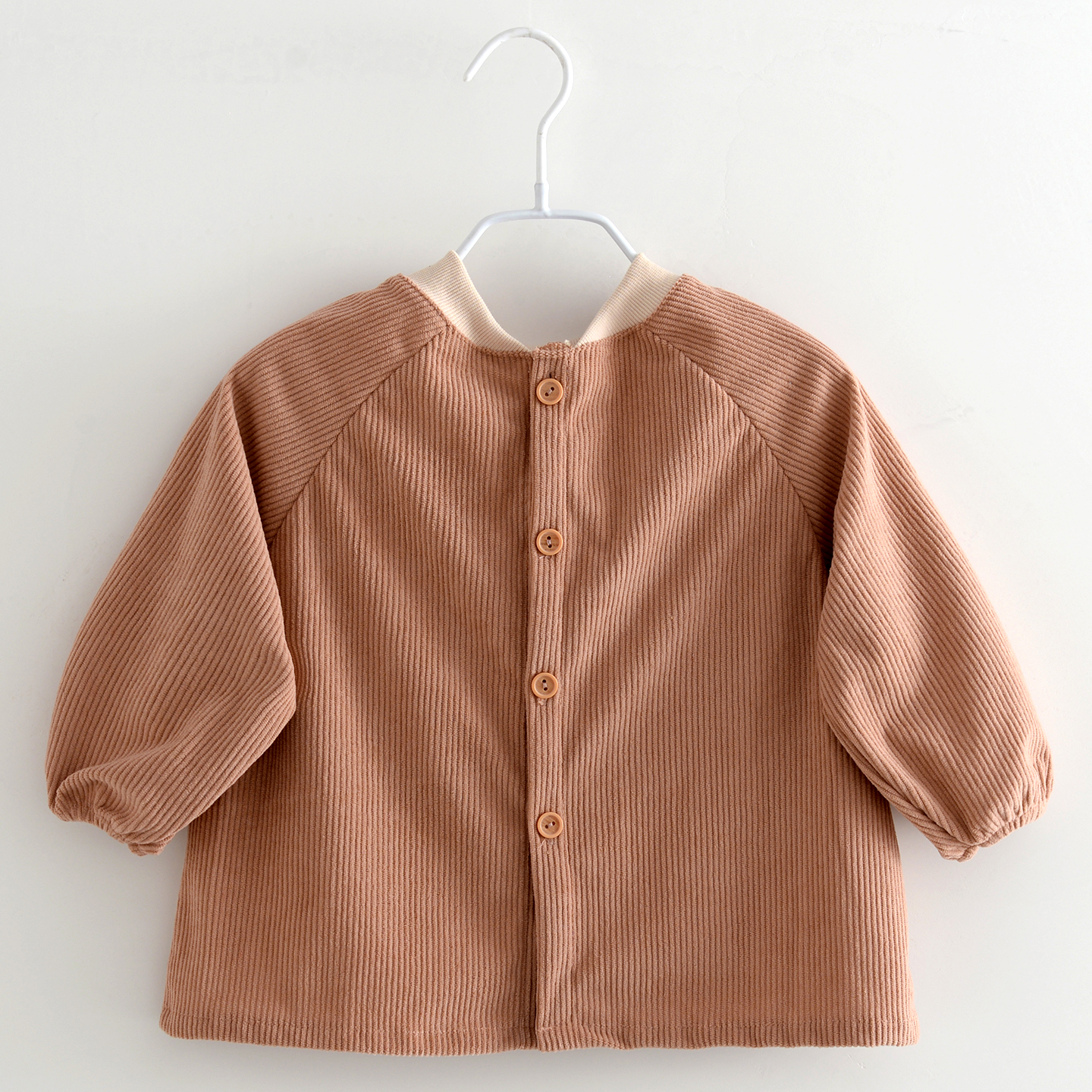 Autumn and winter stain-resistant protective clothing for babies eating