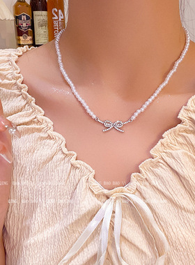 简约高级感蝴蝶结珍珠项链女小香风设计感时尚镶钻颈链锁骨链