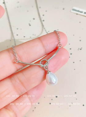 仿珍珠吊坠项链女高级设计感小众锁骨链2026新款潮爆款水滴脖颈链