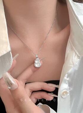 新中式复古冰透小葫芦项链女新中式小众高级冷清风白玉髓锁骨链