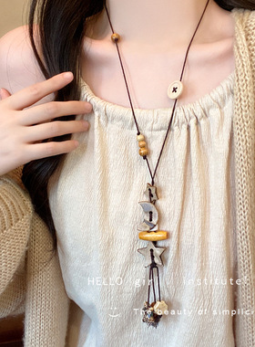 新中式月牙串珠项链女2026新款爆款长款毛衣链小众设计感挂脖配饰
