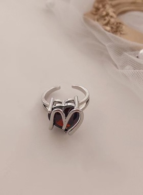 小众设计感m爱心红宝石开口戒指女冷淡风甜酷复古个性嘻哈食指戒