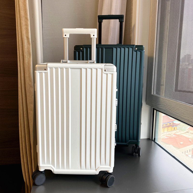 爱麦士万向轮防刮男女pc潮20拉杆箱 爱麦士旅行箱