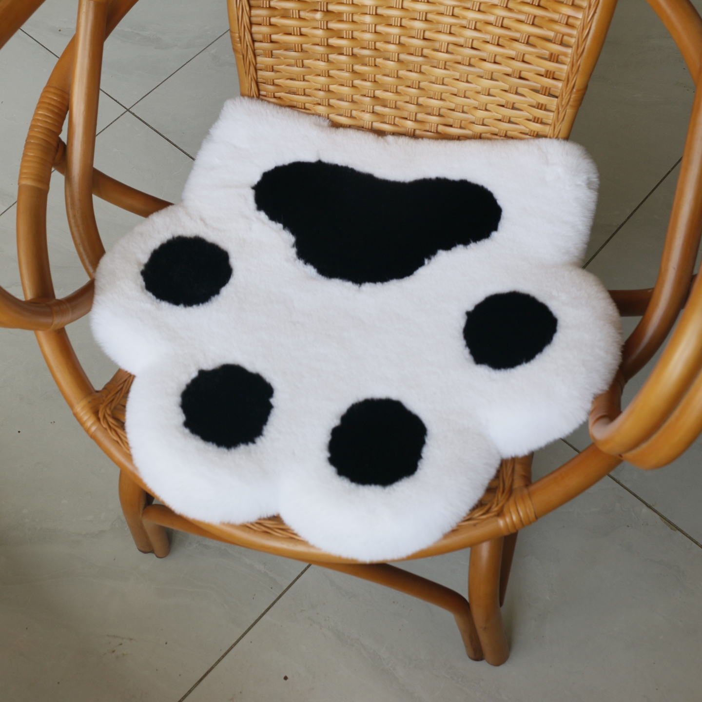 倚澳兔毛绒可爱猫爪椅子垫熊脚印沙发屁股坐垫电脑休闲椅凳子垫厚