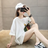 Длинная комфортная брендовая футболка, средней длины, 2022, свободный крой, короткий рукав, в корейском стиле