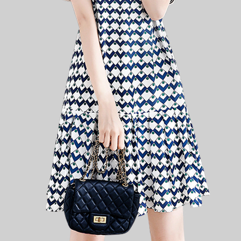 印花圆领短袖连衣裙女2025年夏季复古显瘦遮肉设计感百褶a字裙潮