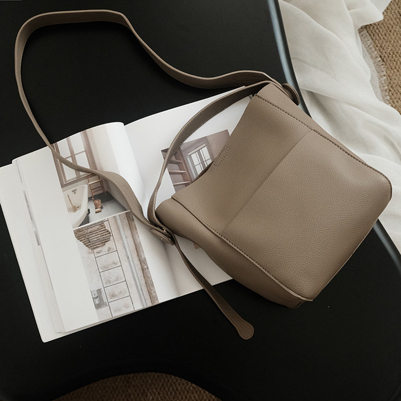 氧气种子高级感通勤包新款2026日韩女包水桶包夏大容量手提单肩包,淘宝优惠券,粉丝福利购,淘宝优惠卷