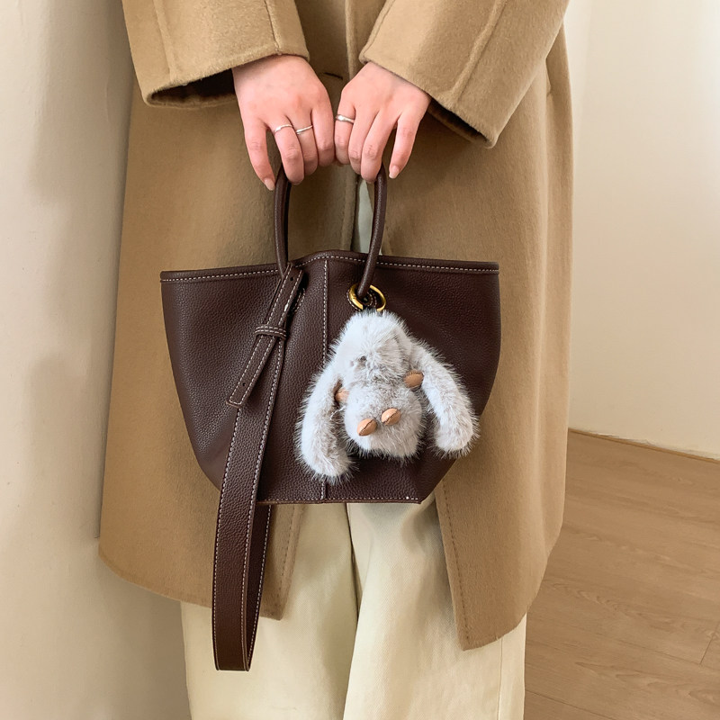 韩国高级感小众设计包包女2025新通勤百搭斜挎包手提菜篮子水桶包,淘宝优惠券,粉丝福利购,淘宝优惠卷