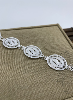 大银家女足银复古少数民族