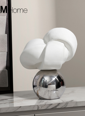 意式轻奢客厅酒柜高级感摆件