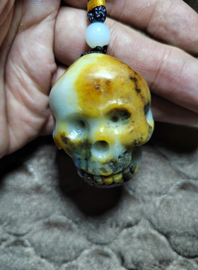 黄油皮新疆和田玉羊脂羊脂白玉