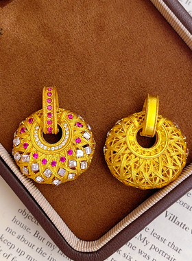 女沙金点钻唐彩菱红刚玉吊坠项链