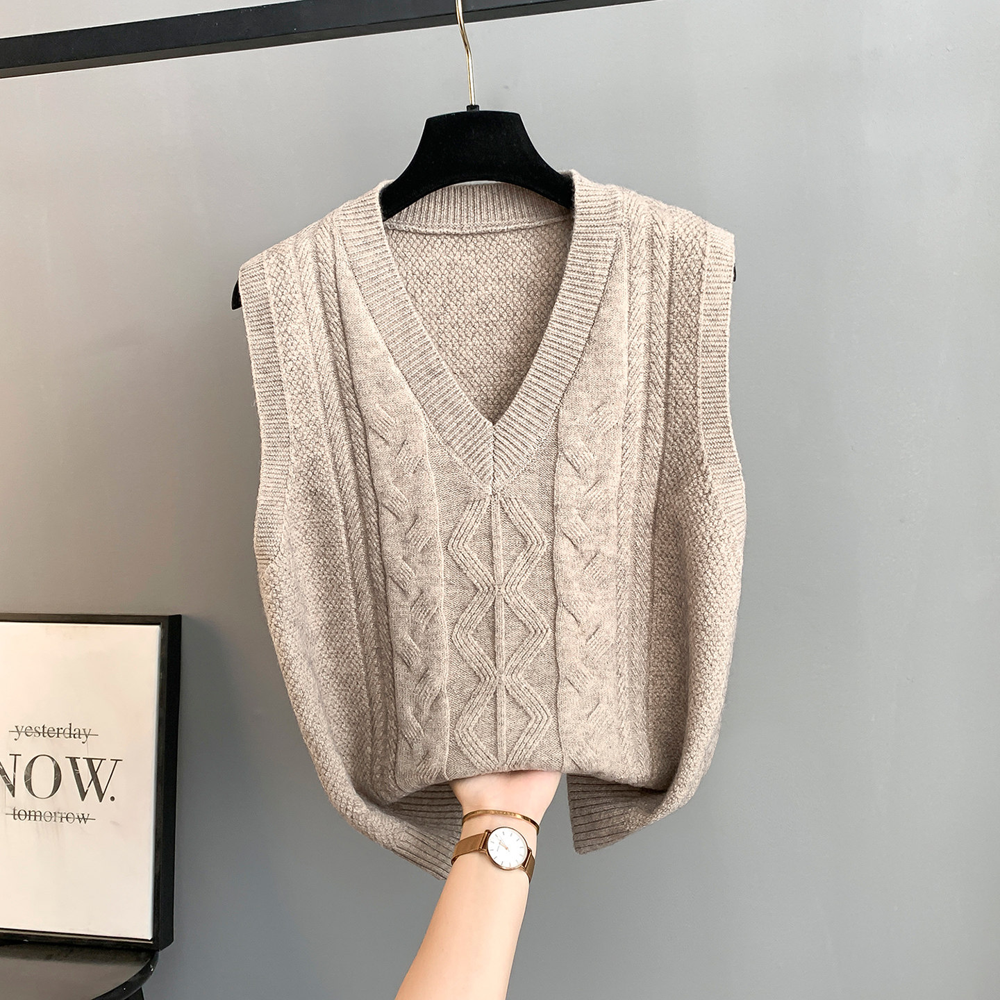 马甲女款背心外套春秋坎肩2026新款针织毛衣V领宽松秋冬马夹外穿,淘宝优惠券,粉丝福利购,淘宝优惠卷