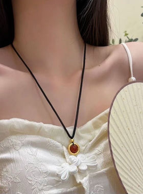 合金圈2024新款相思红豆项链女款轻奢气质网红素圈项链送女友妈妈