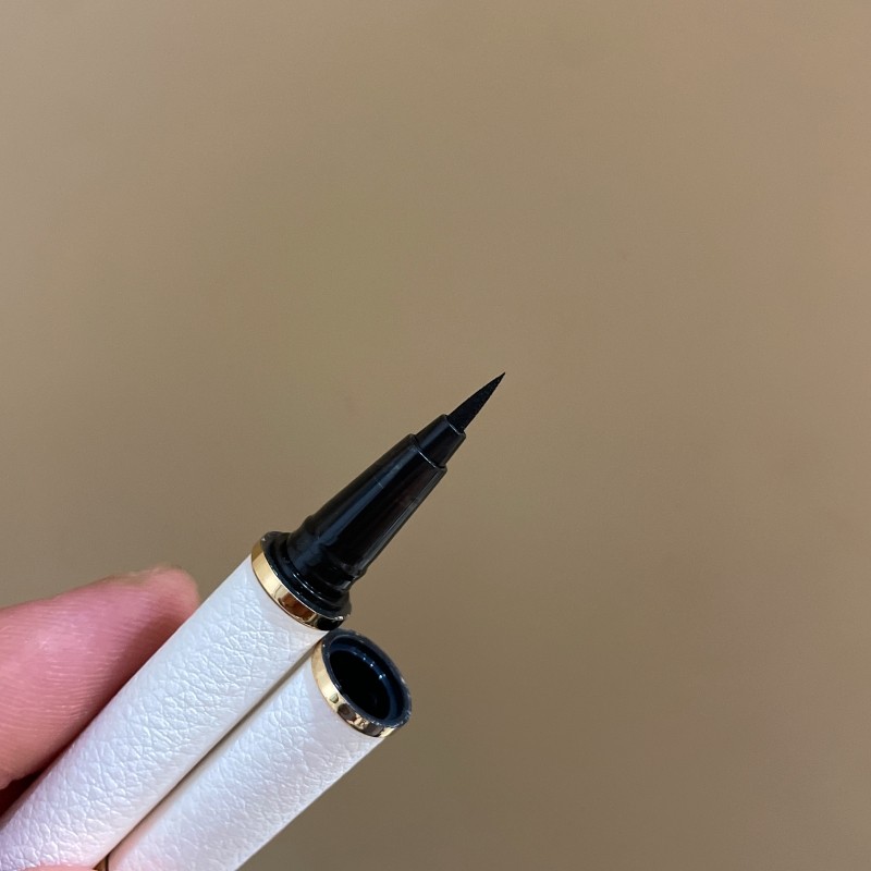 BOB小羊皮画意眼线笔黑色海绵硬头速干持久防水汗不晕染平价正品,淘宝优惠券,粉丝福利购,淘宝优惠卷