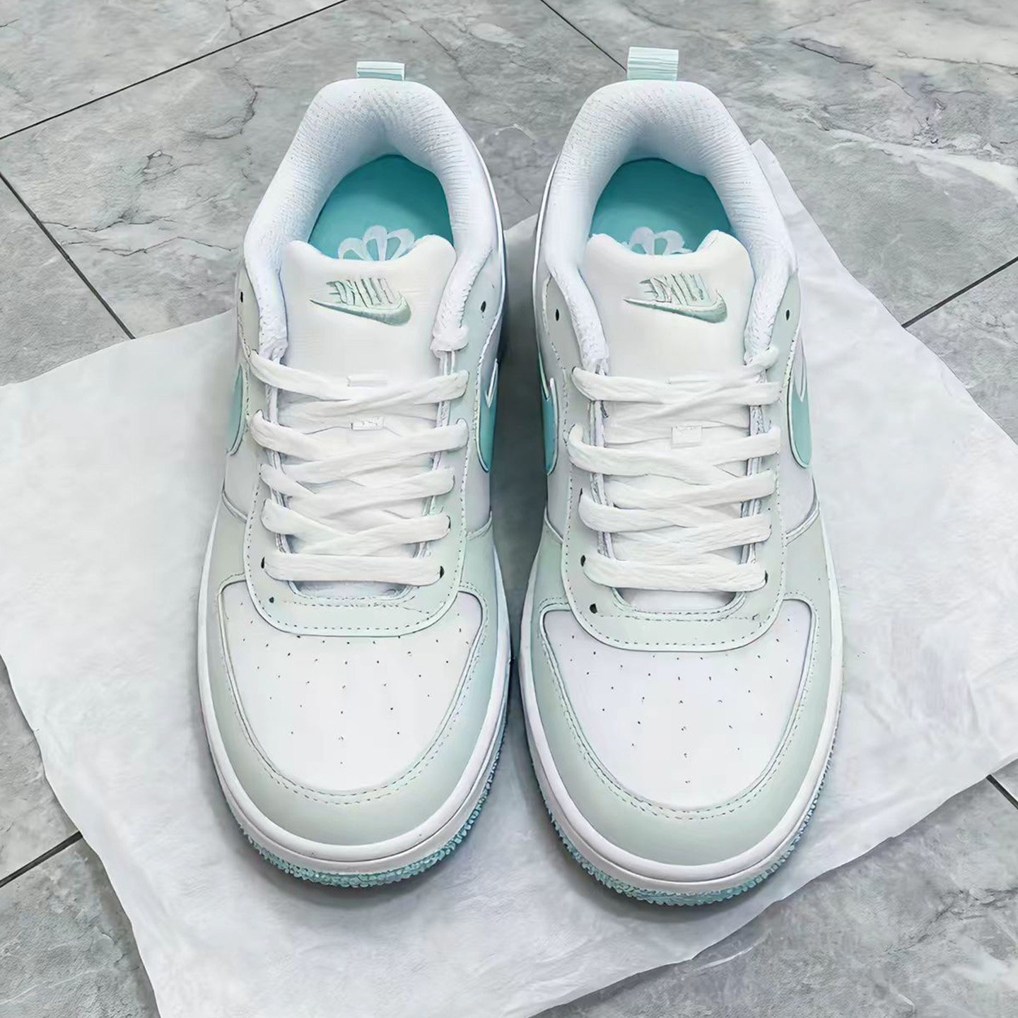 Nike/耐克Court Borough舒适防滑低帮休闲板鞋大童GS款FZ3539-100,淘宝优惠券,粉丝福利购,淘宝优惠卷