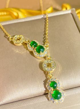 原创满钻绿宝石钛钢锁骨链女款