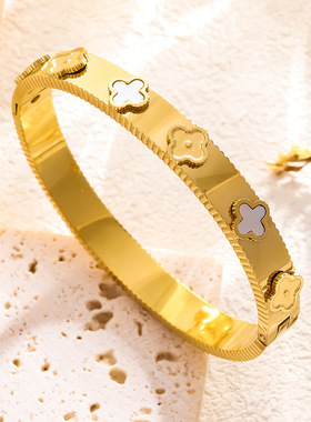 2025新款日韩时尚四叶草钛钢手镯