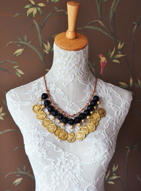 雕刻中世纪人头像系带浮夸风项链