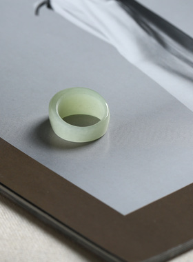 10号戒指 和田玉青白馒头款指环 9160