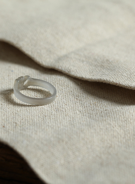 13号戒指 和田玉烟紫心连心手工雕刻指环 4098