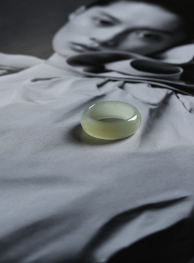 1号戒指 新疆和田玉糖料糖青玉小尺码圆弧素圈指环 尾戒 1109