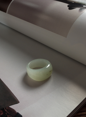 10号戒指 和田玉青黄口黄玉蛋面指环 点墨 5440