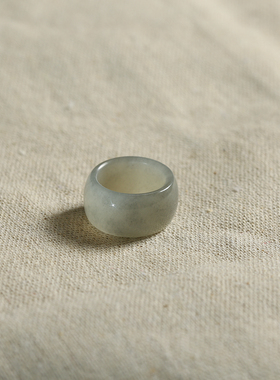 10号戒指 新疆和田玉青花籽料 籽玉轮胎款散墨青花指环 5302