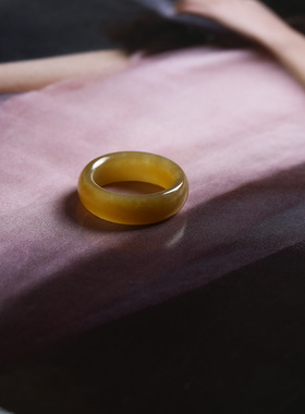 8号戒指 和田玉糖料糖玉小尺码圆弧素圈指环 尾戒 3256