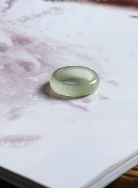 11号戒指 和田玉晴水青白泥鳅背圆弧素圈指环 9179