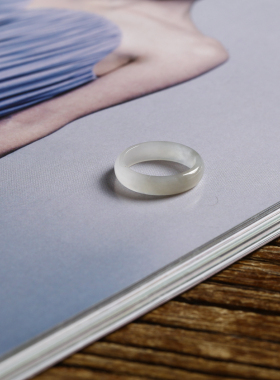 8号戒指 和田玉烟紫窄条泥鳅背薄款小尺码圆弧素圈指环 尾戒 8402