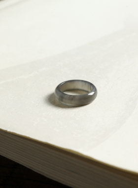 5号戒指 和田玉烟紫小尺码圆弧素圈指环 尾戒 6578