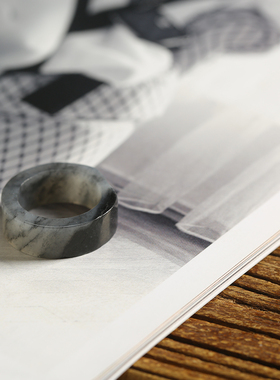 20号戒指  新疆和田玉青花籽料 直切款指环4964