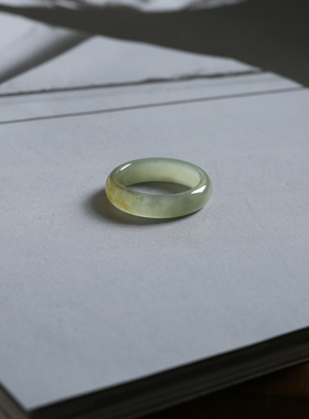 12号戒指 新疆和田玉糖料糖青玉泥鳅背圆弧素圈指环 2877