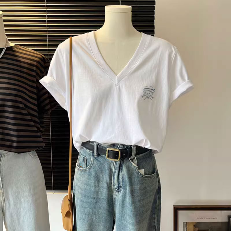 纯棉V领短袖t恤女2024年新款夏季宽松小众设计感欧货大版洋气上衣-图0